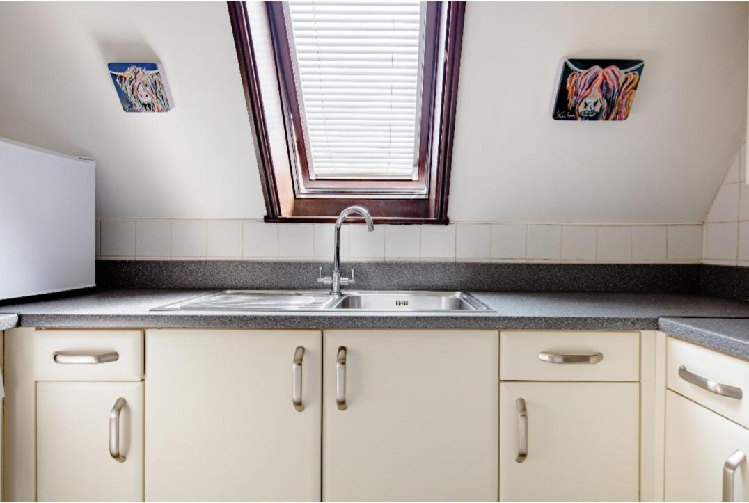 Double Room 2 Mins From Station Belvedere Εξωτερικό φωτογραφία